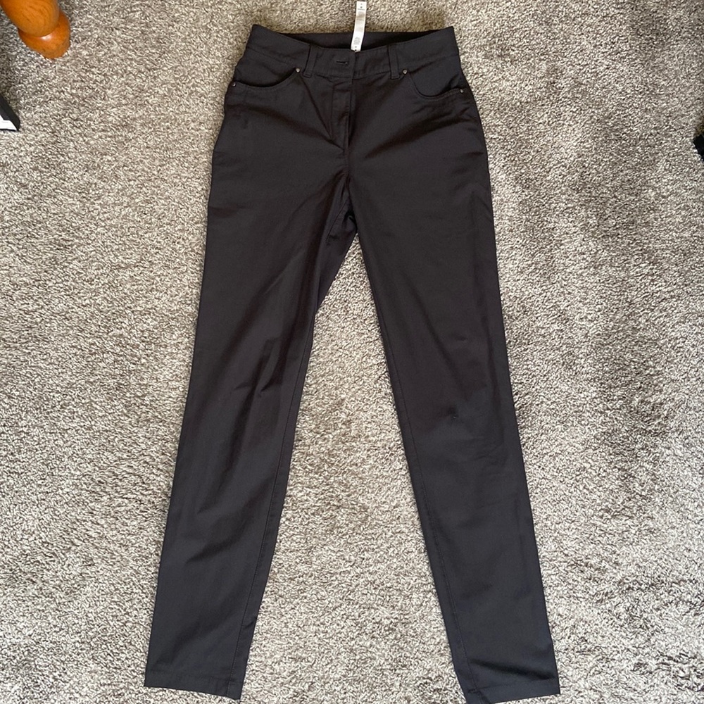 City Sleek Slim Fit Pant